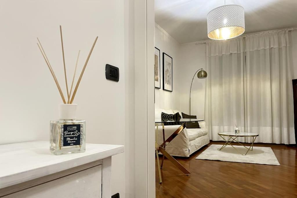 Amazing Flat With Terrace Apartman Milánó Kültér fotó